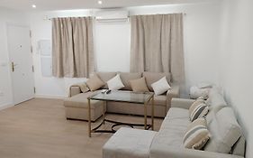 Muy bonito y céntrico apartamento en Santa Marina